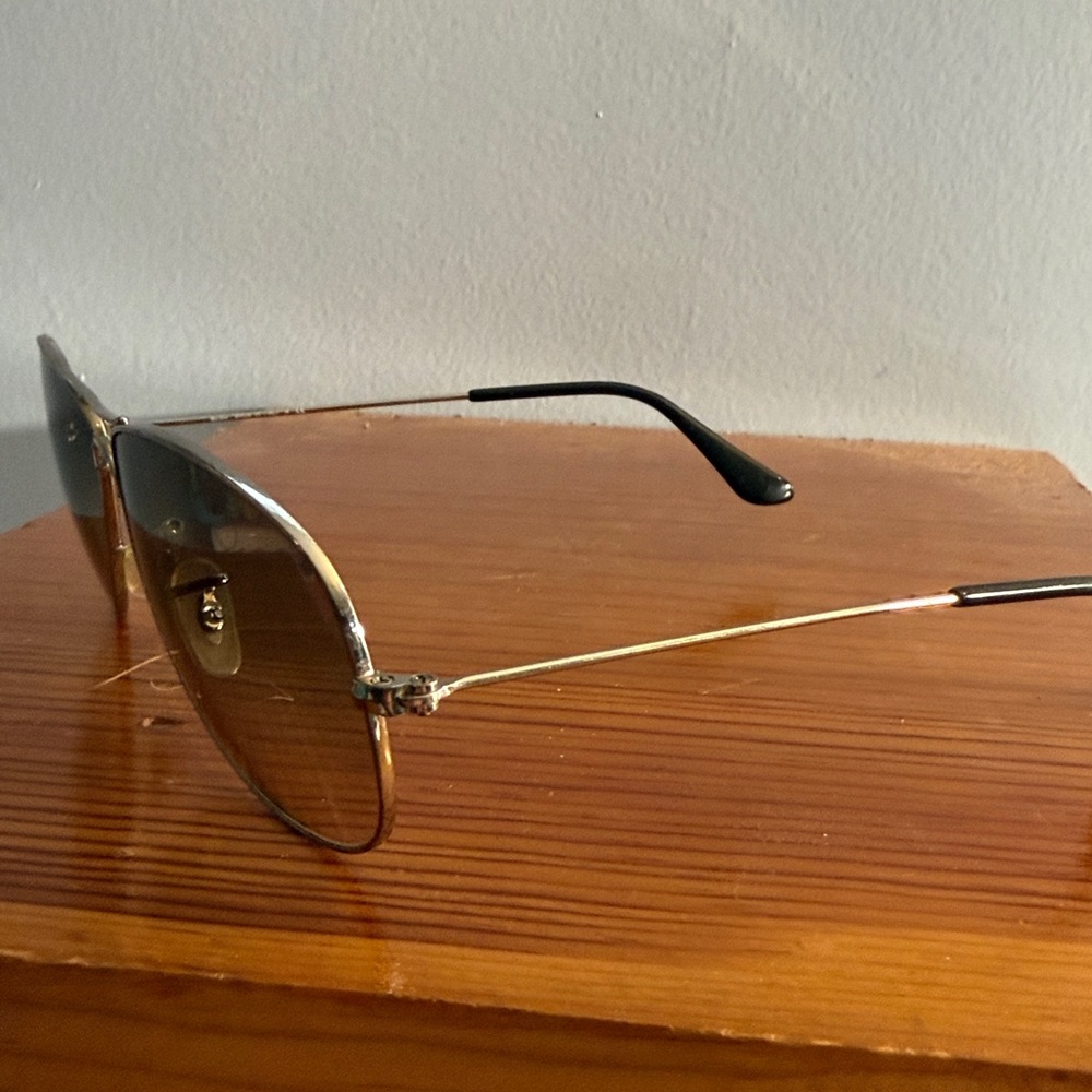 Ray-Ban Men’s Aviator Sunglasses - Picture 2 of 6